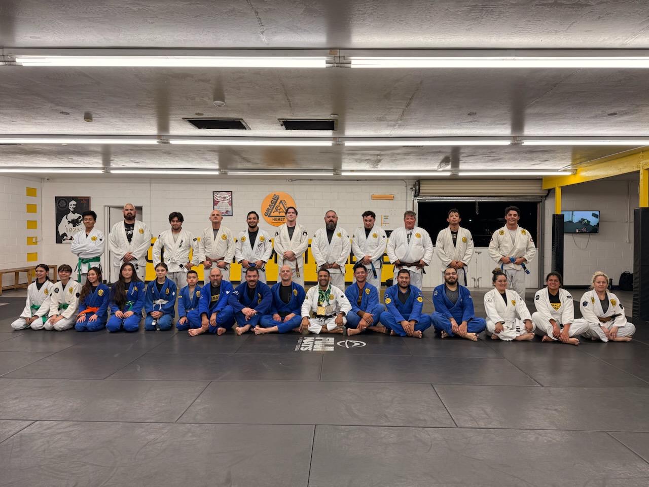 Gracie Humaita Hemet adult team on the mats